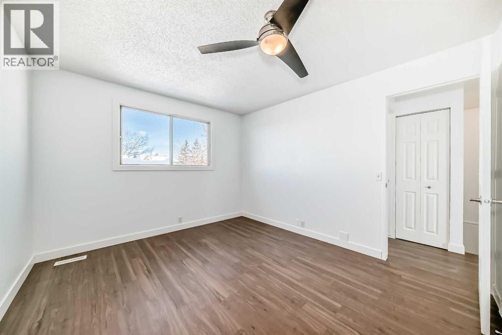 Single Family House for Sale in  Erin Mount Crescent SE Erin Woods Calgary 