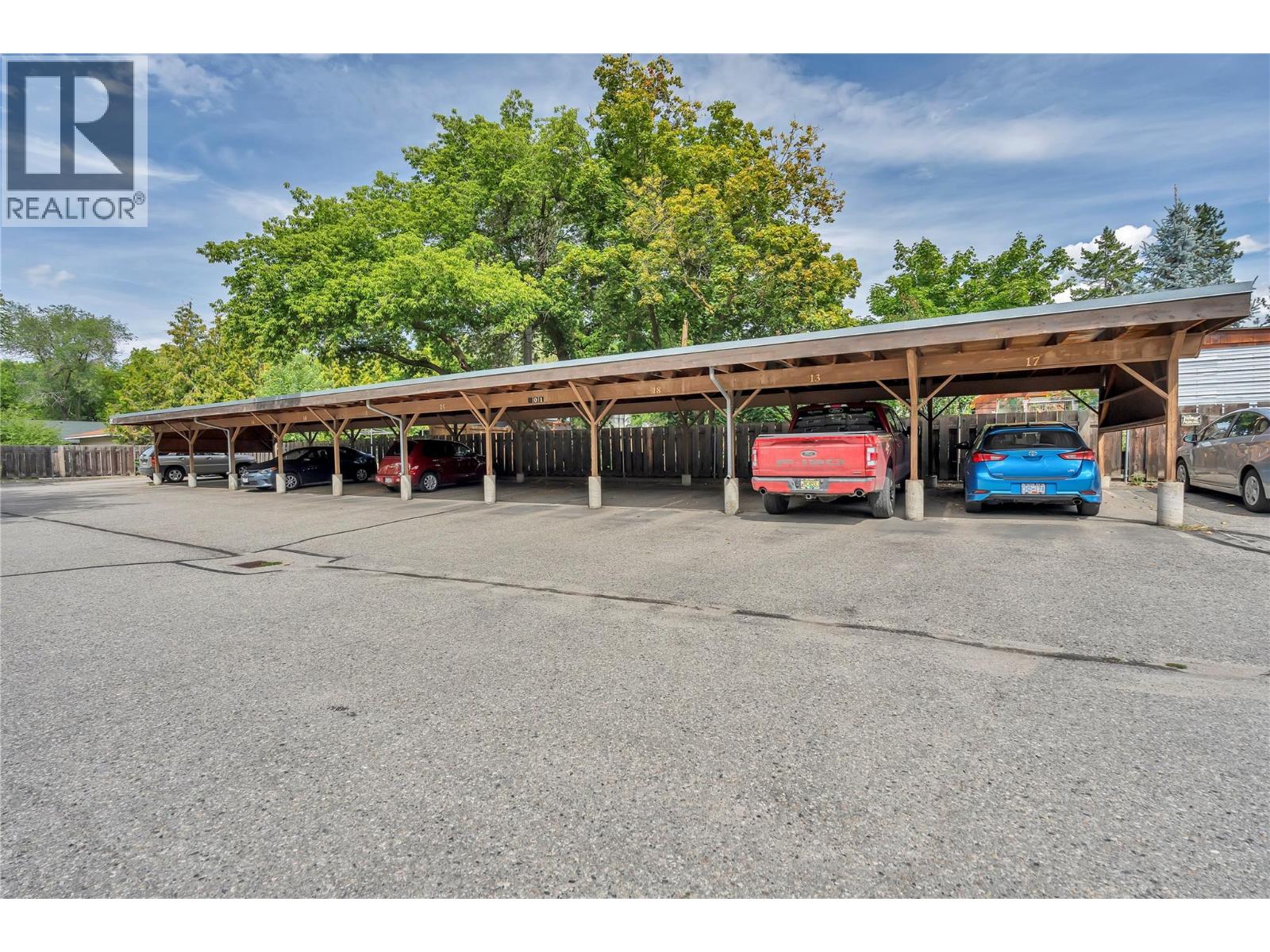 401 740 Winnipeg Street, Penticton