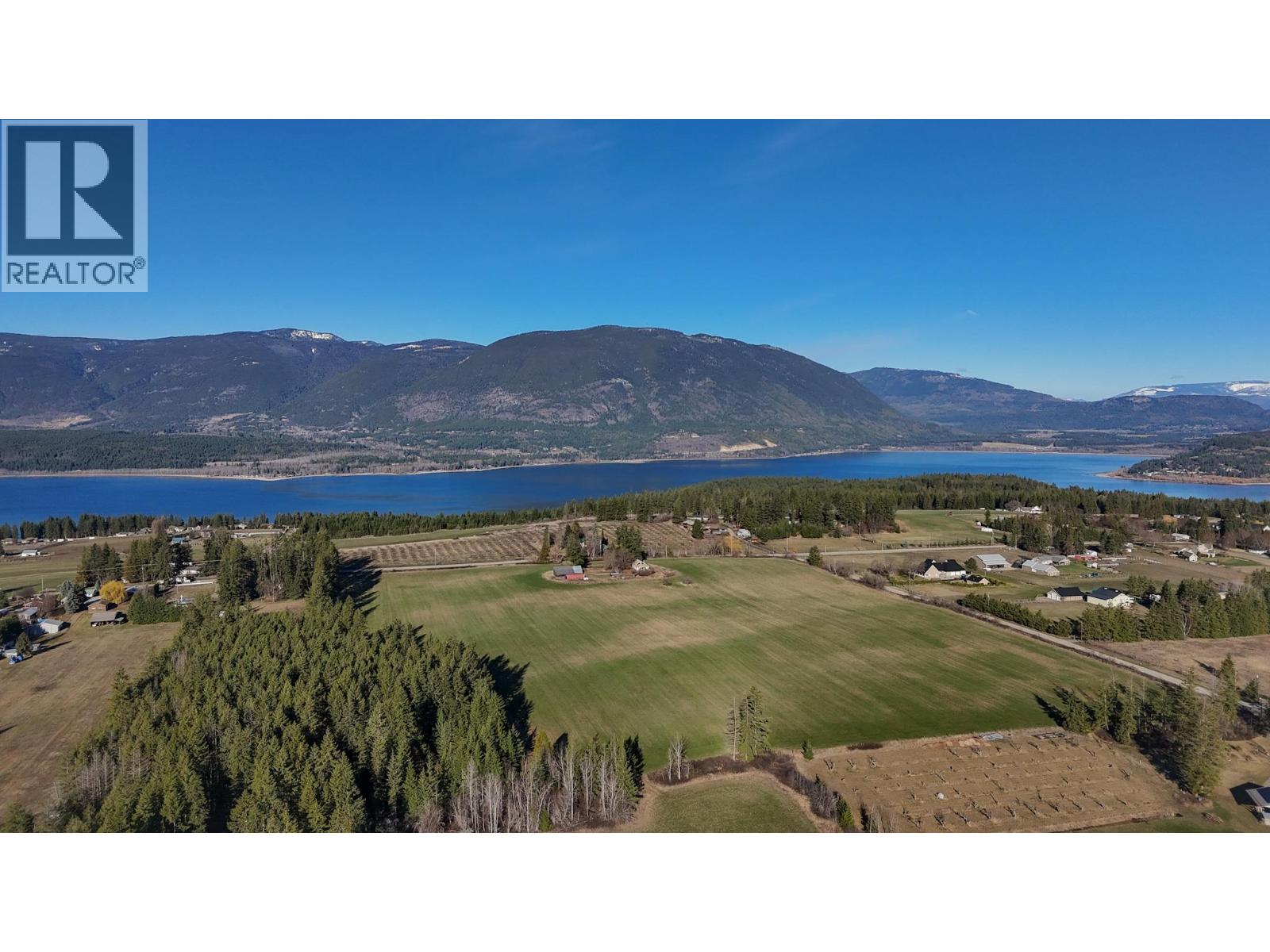 4820 30 Street NE, Salmon Arm