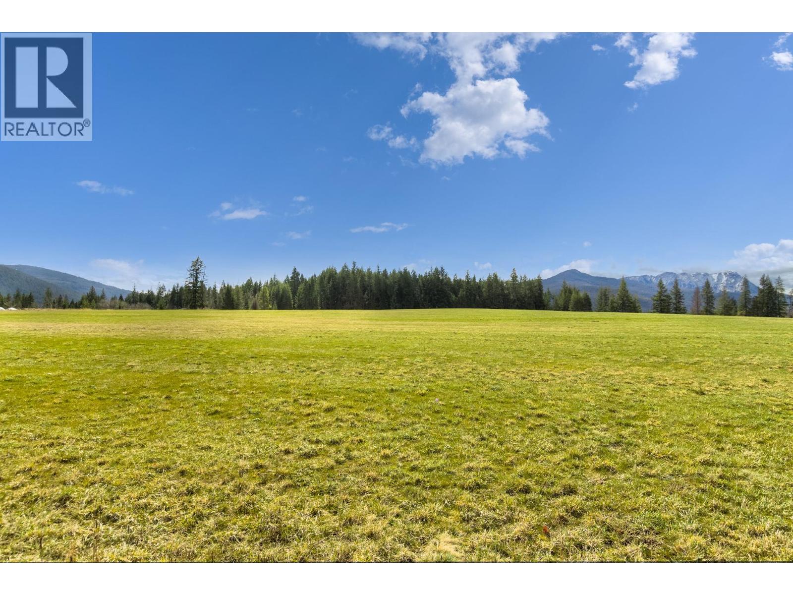 4820 30 Street NE, Salmon Arm