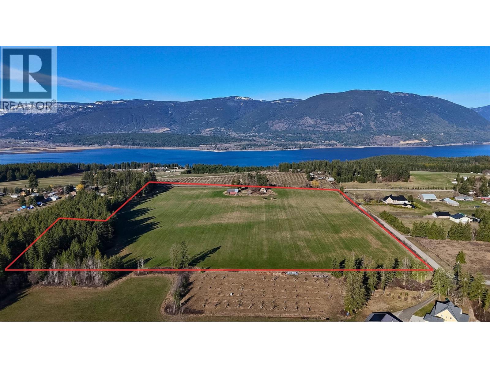 4820 30 Street NE, Salmon Arm