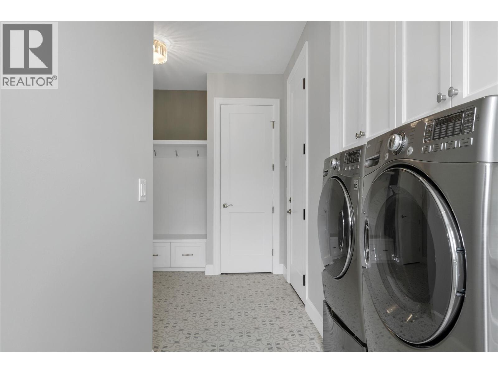 7091 Jasper Drive, Vernon