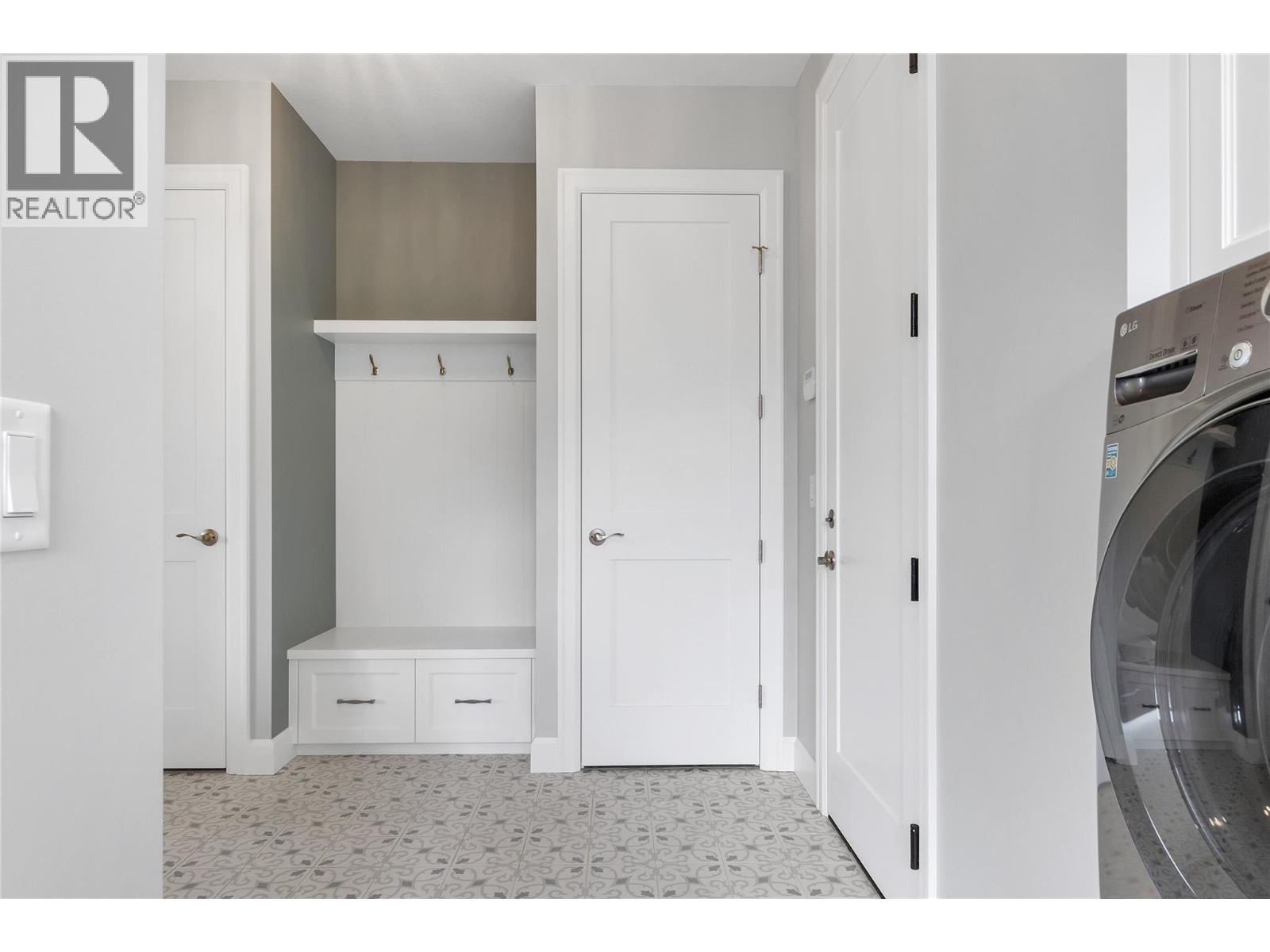 7091 Jasper Drive, Vernon