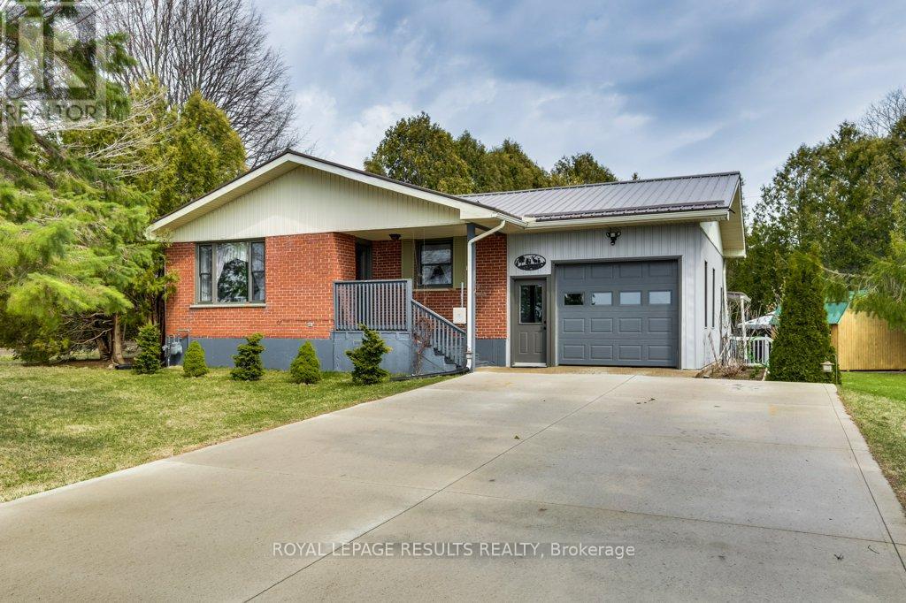 Single Family House Bungalow for Sale in  RICHMOND ROAD Bayham (Richmond) 