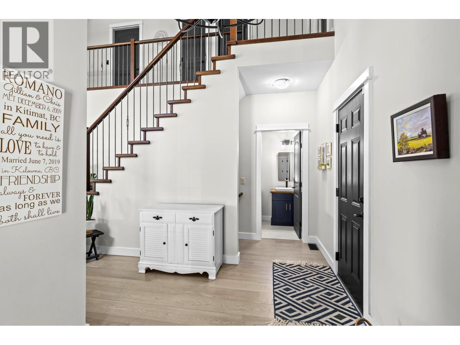 2079 Shelby Crescent, West Kelowna