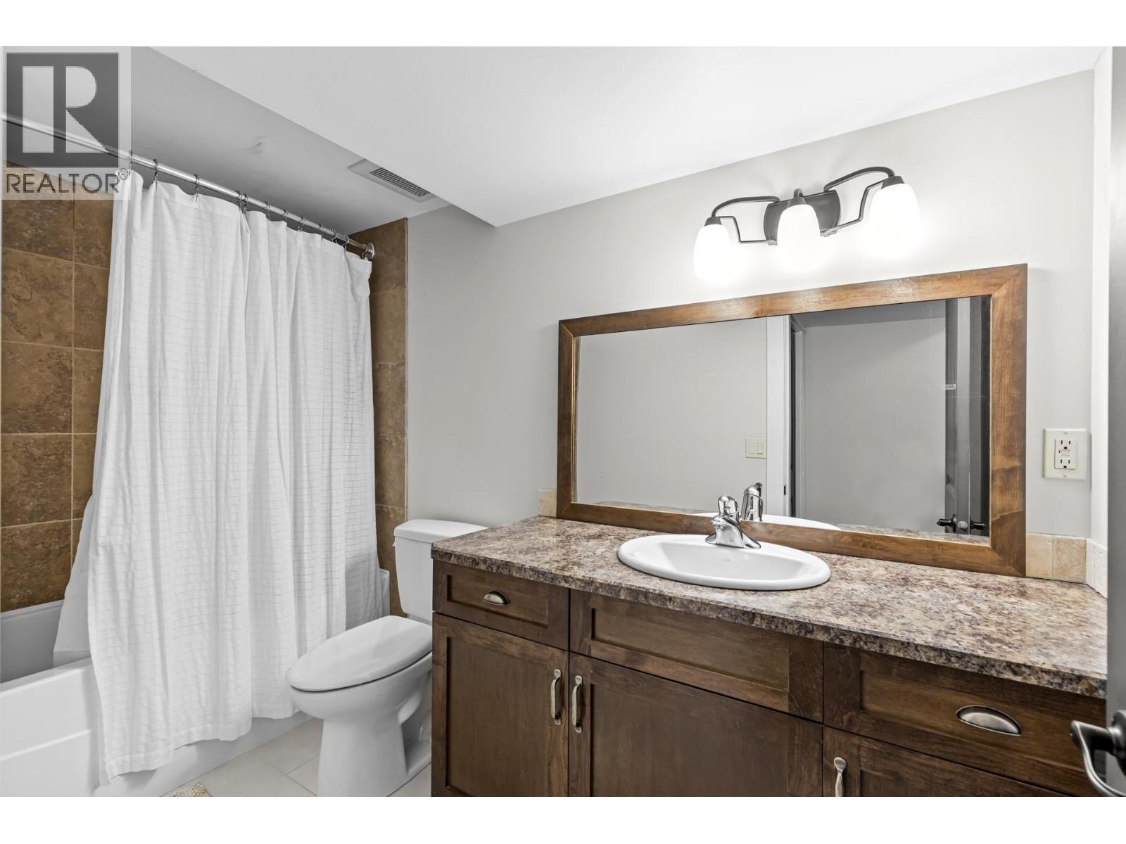 2079 Shelby Crescent, West Kelowna