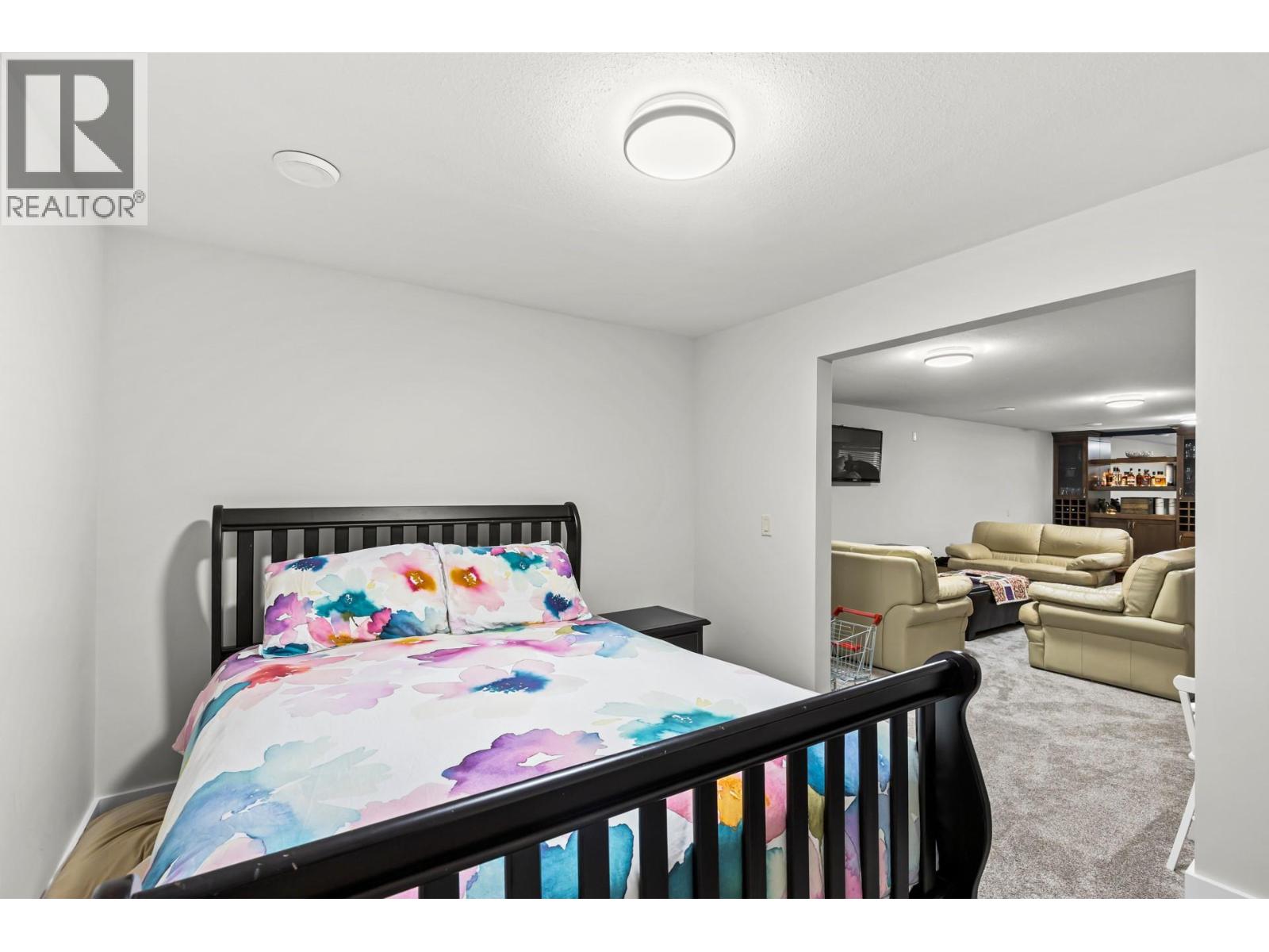 2079 Shelby Crescent, West Kelowna