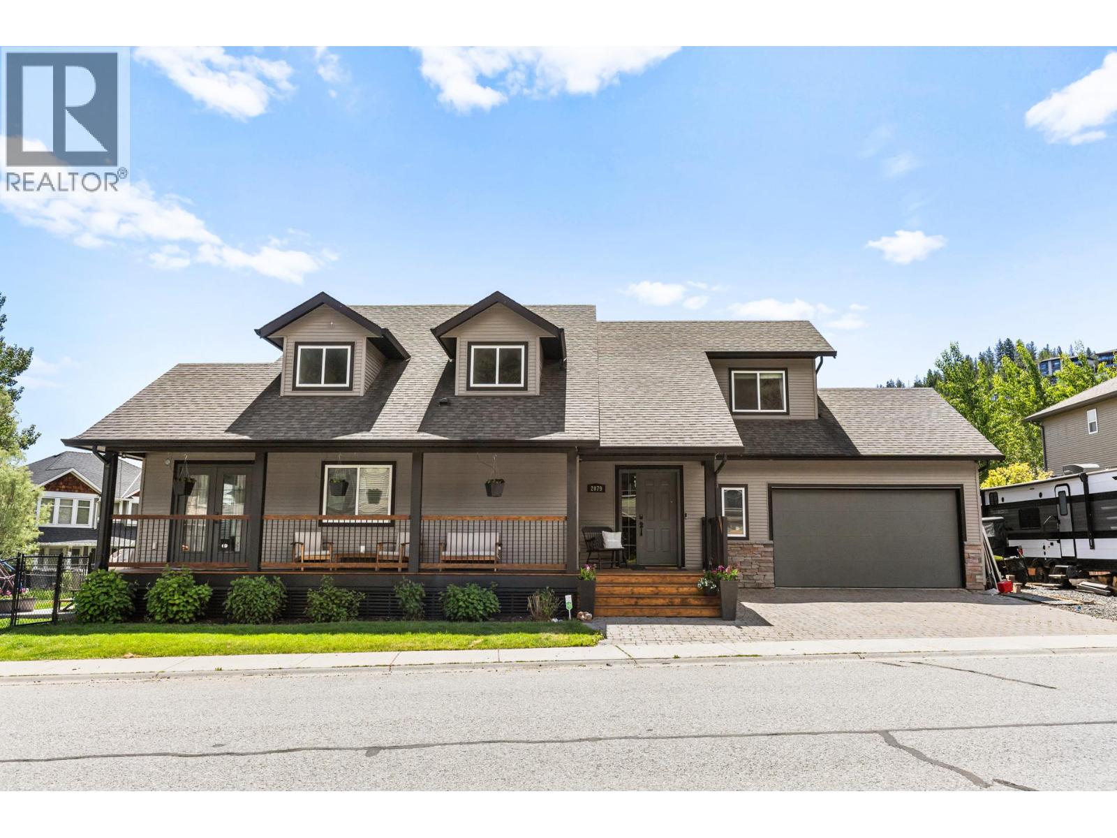 2079 Shelby Crescent, West Kelowna
