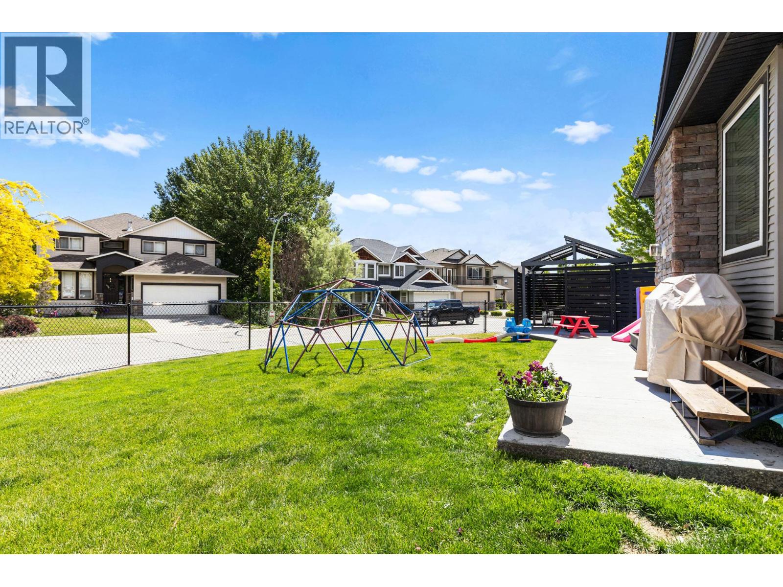 2079 Shelby Crescent, West Kelowna