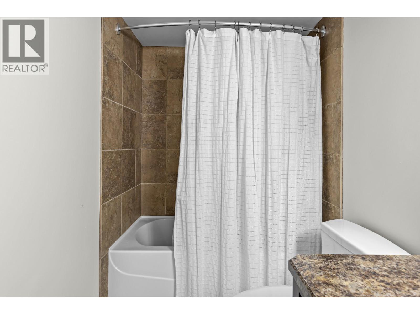 2079 Shelby Crescent, West Kelowna