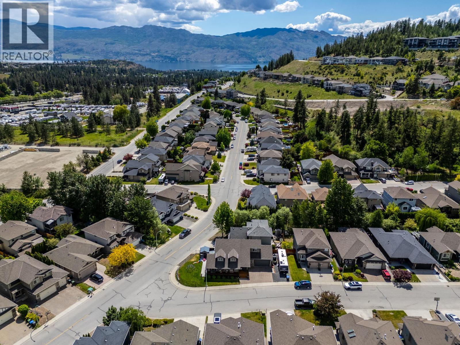 2079 Shelby Crescent, West Kelowna