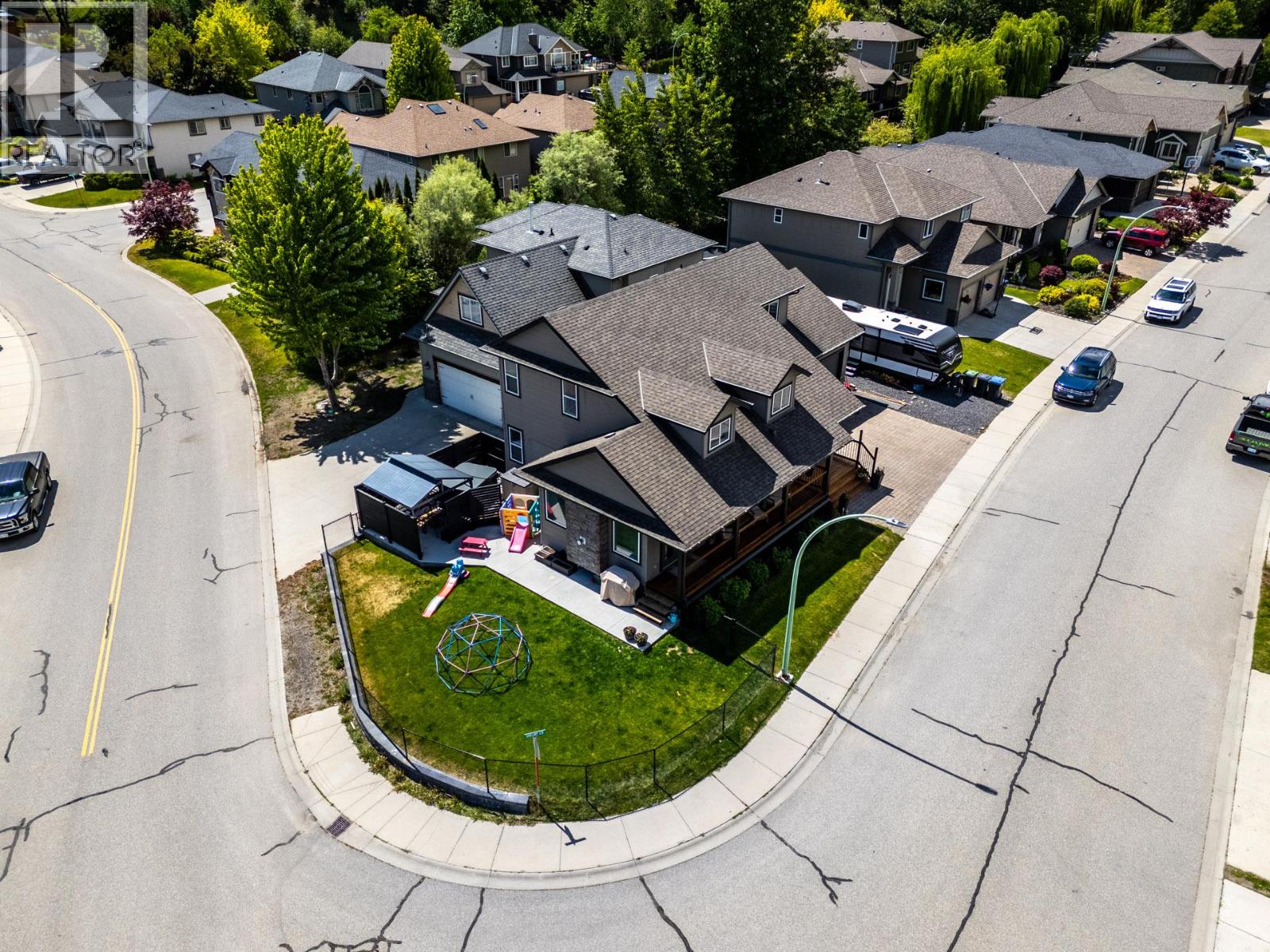 2079 Shelby Crescent, West Kelowna