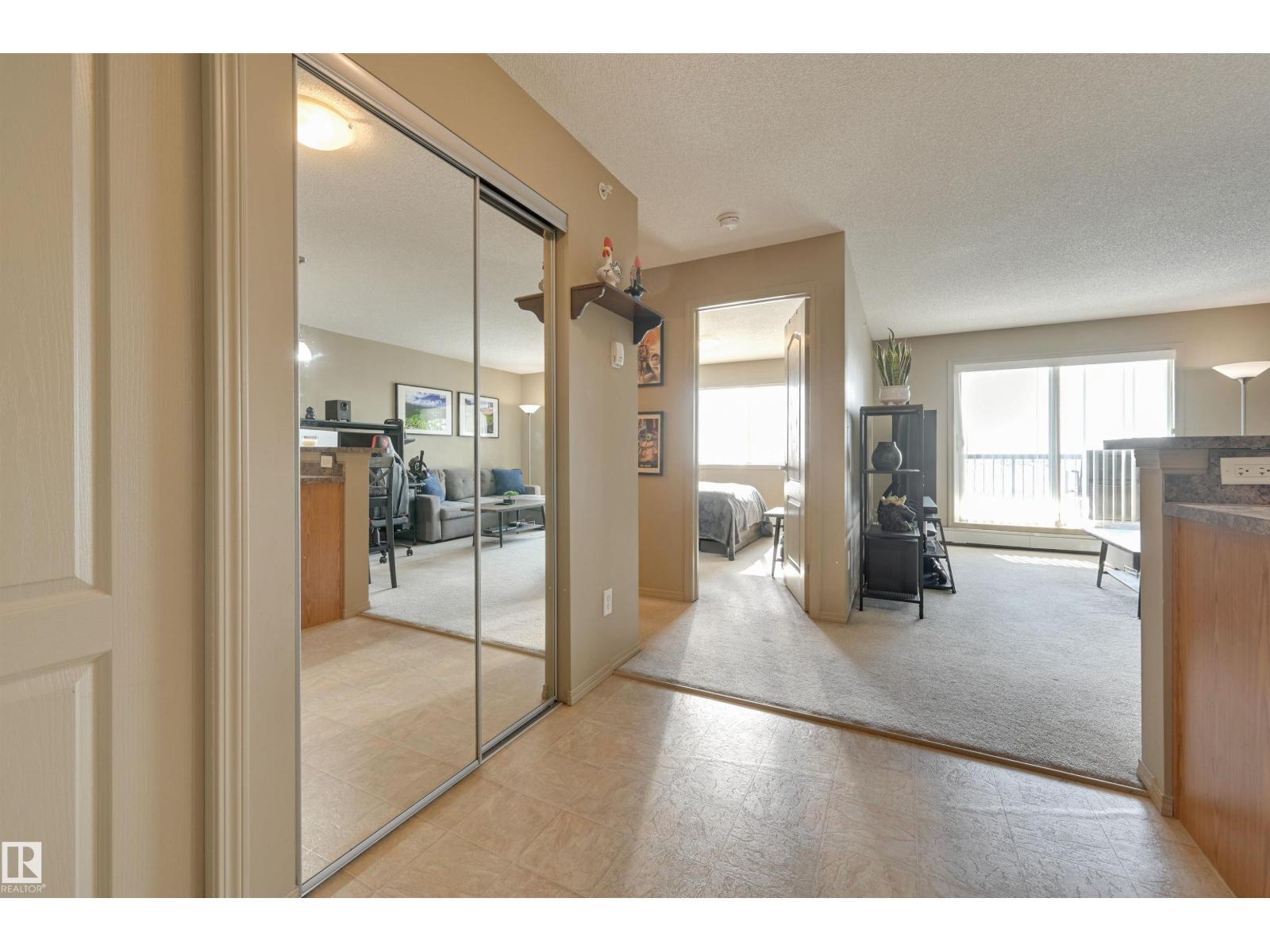 #424 5951 165 AV NW - 4