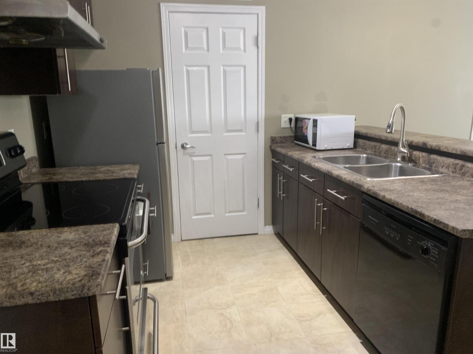 #411 6925 199 ST NW NW, Edmonton