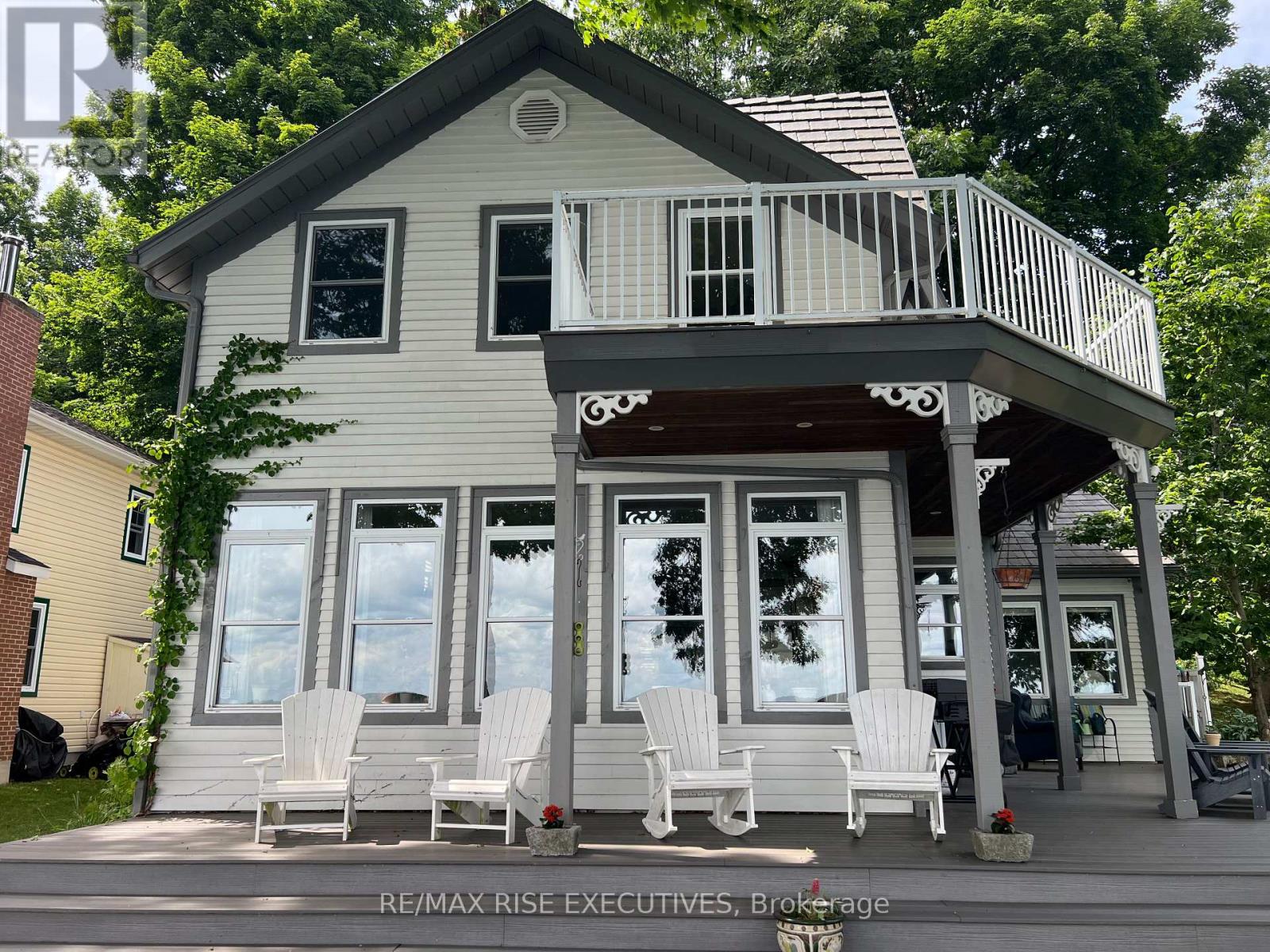 105 FRASER LANE - 22