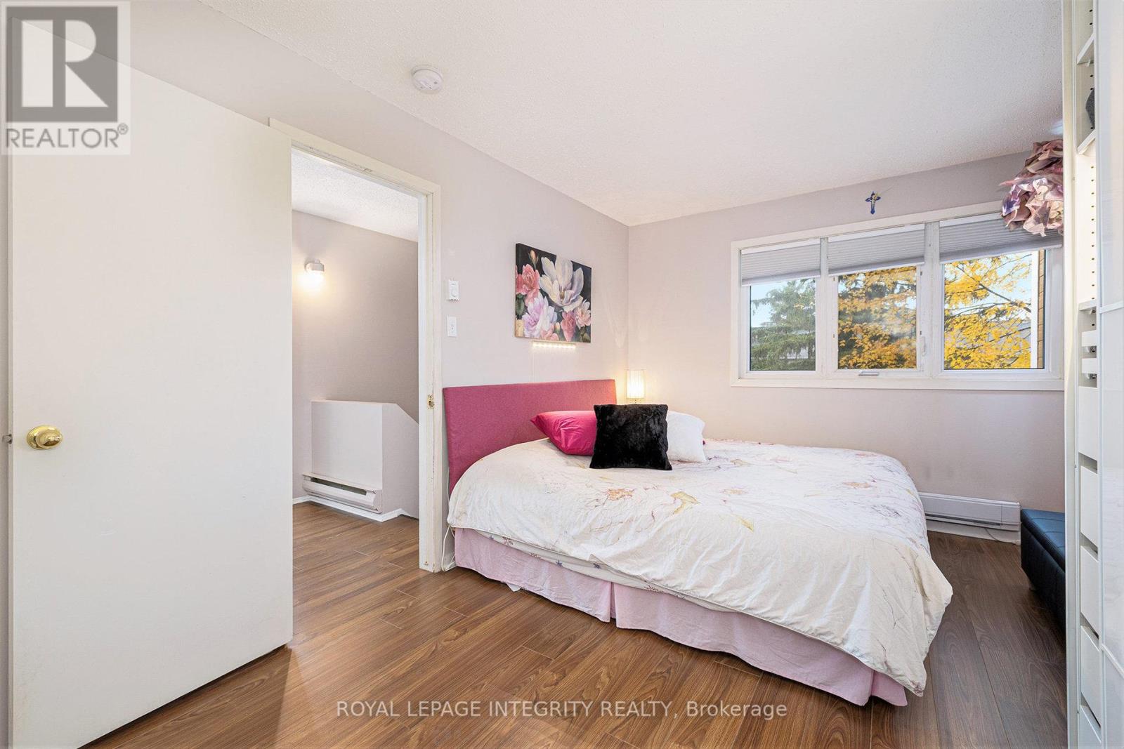 142 SALTER CRESCENT — photo 23