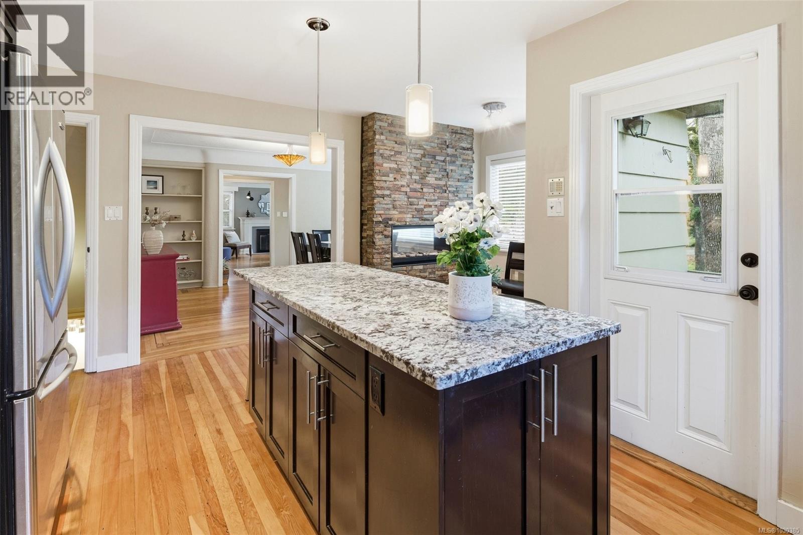 3511 SALSBURY WAY - 12