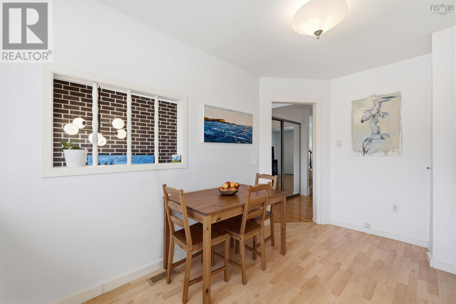 12 Hanover Court - 11