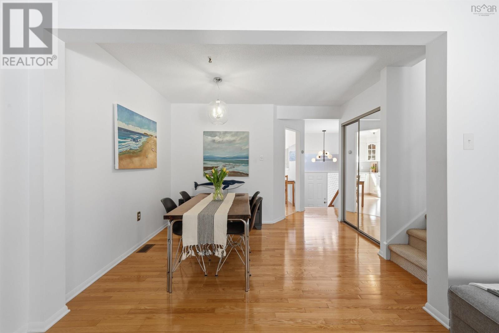 12 Hanover Court - 5