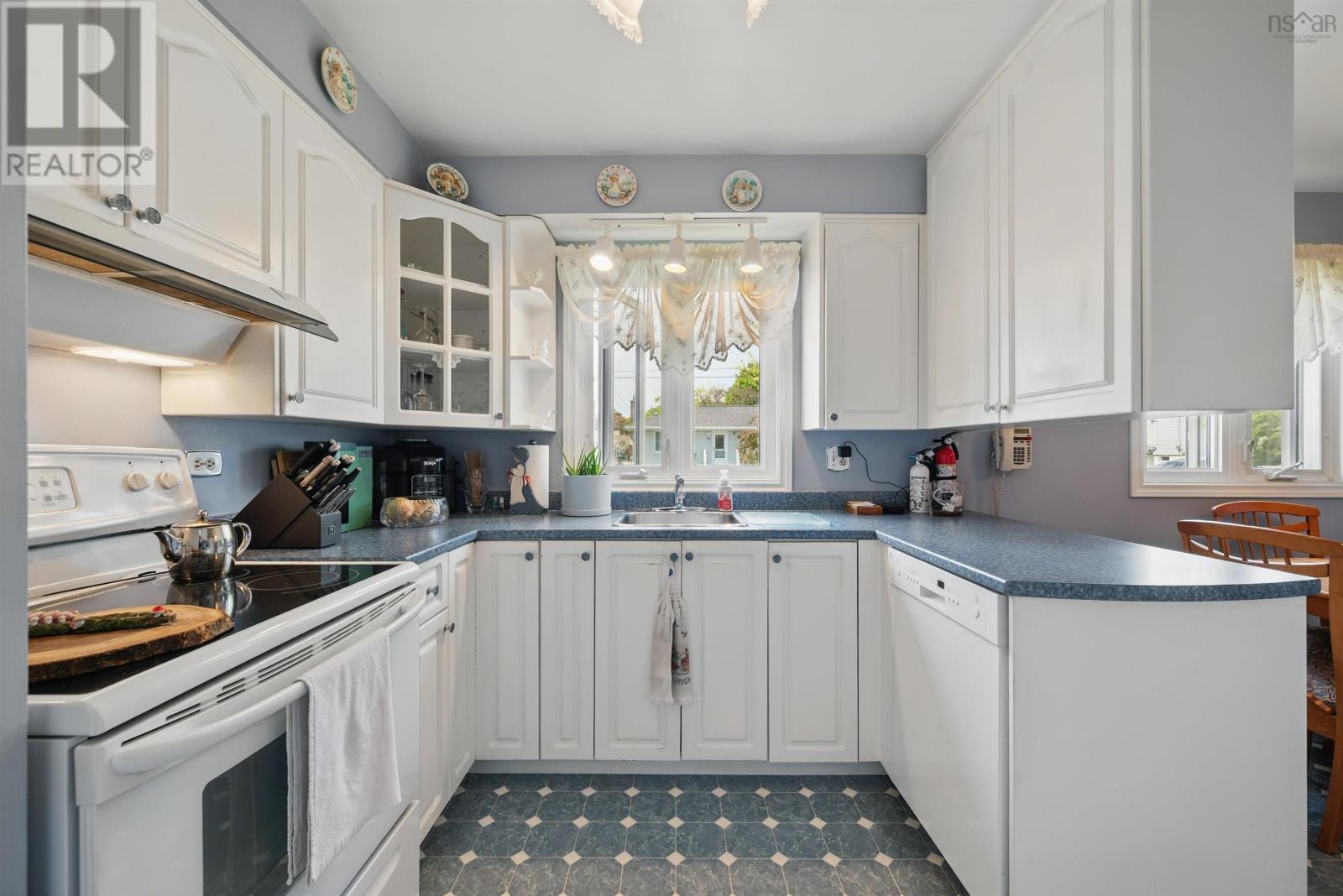 Property 8 of 48 of 22 Moira Street