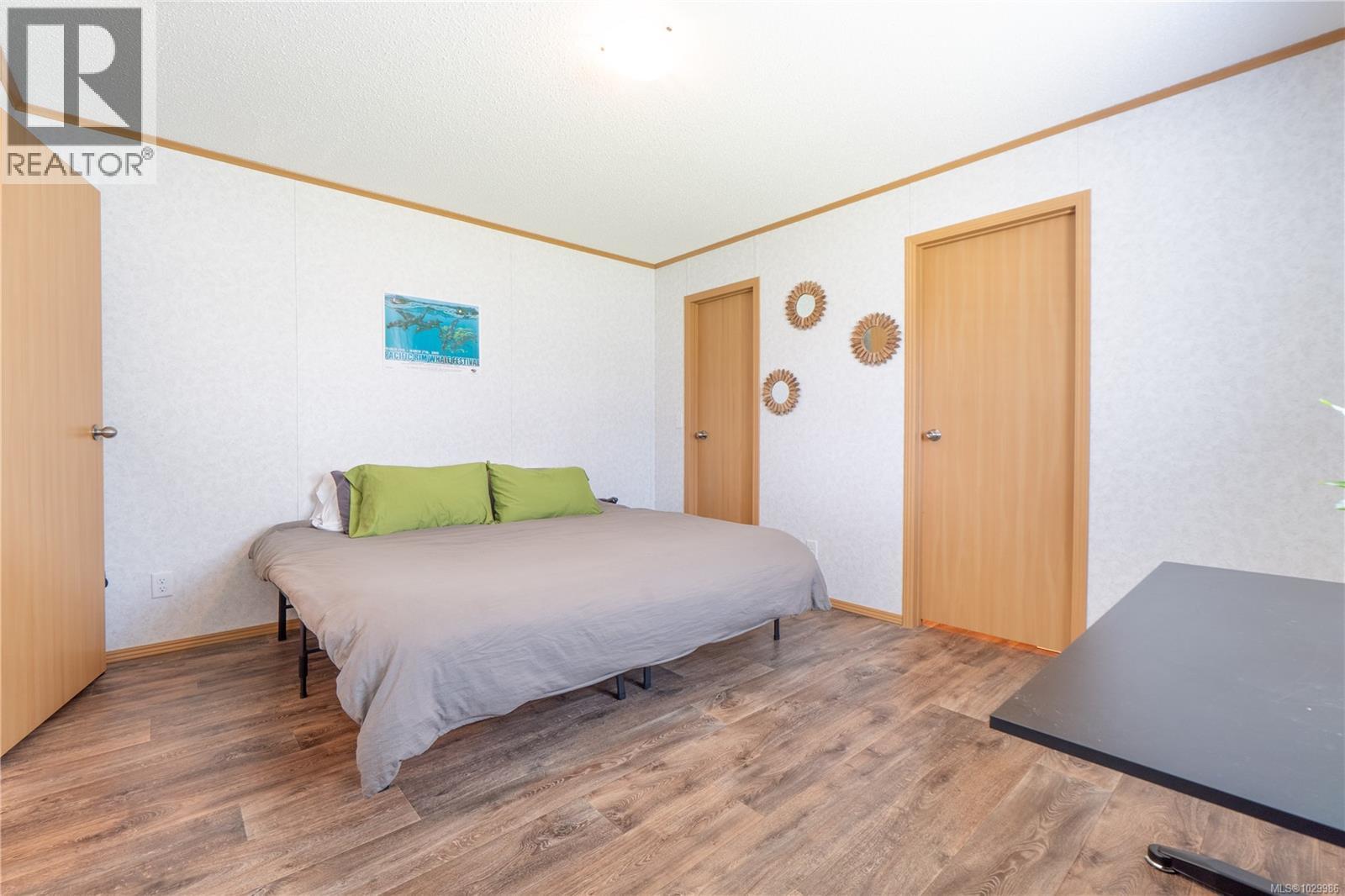 447 Orca Cres - 11