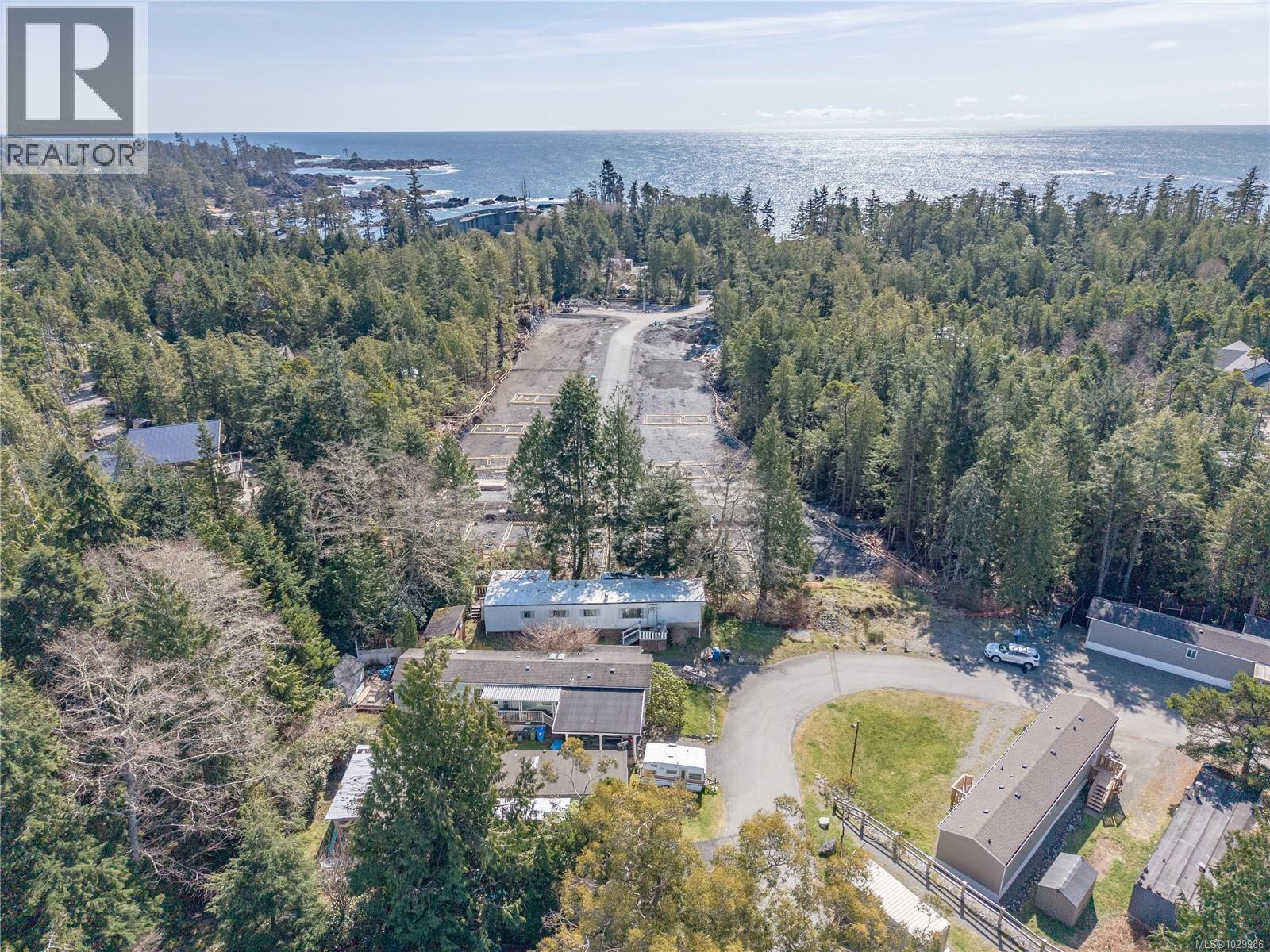 447 Orca Cres - 24