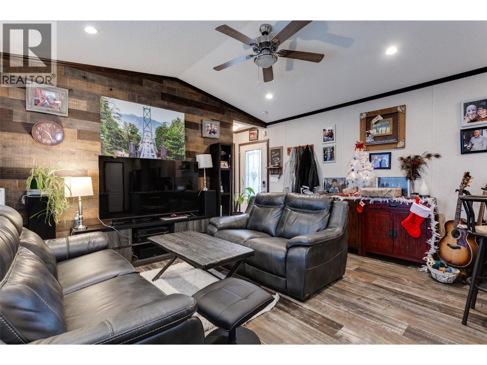 #47 1133 FINDLAY ROAD - 4