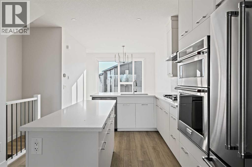 Single Family House for Sale in  Sovereign Crescent SW Shaganappi Calgary 