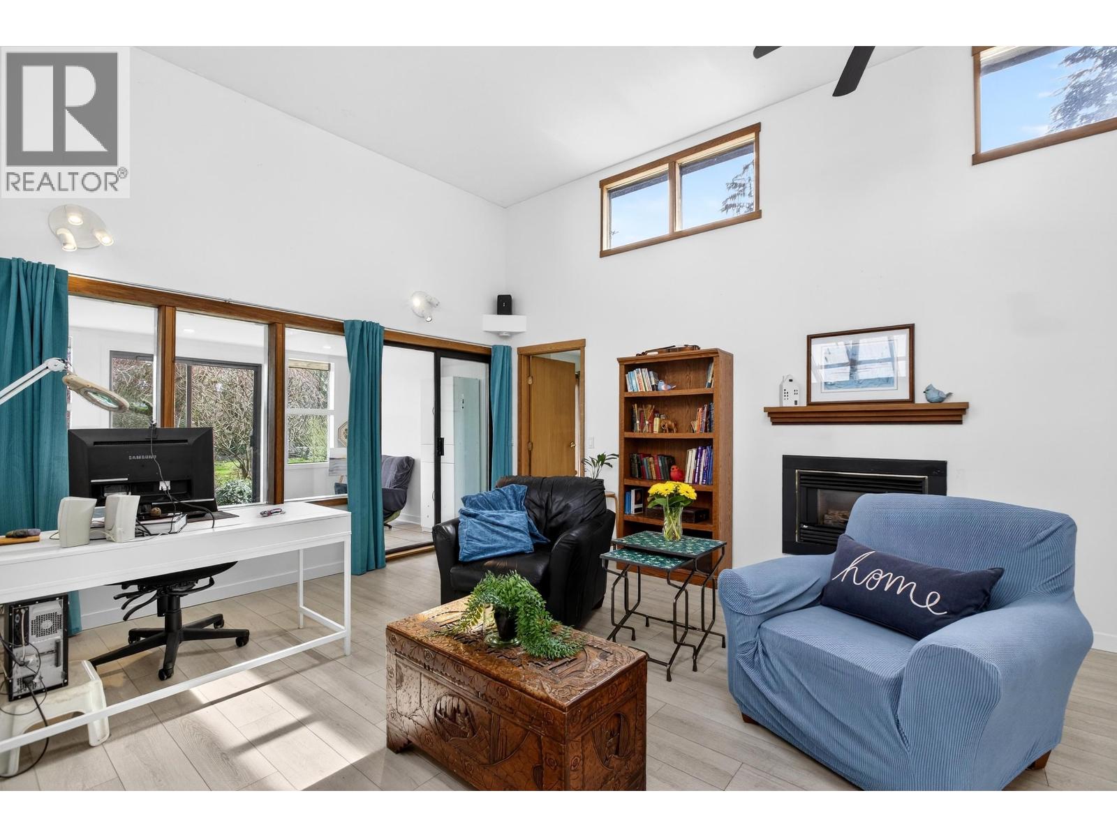 17515 FORD ROAD DETOUR, Pitt Meadows