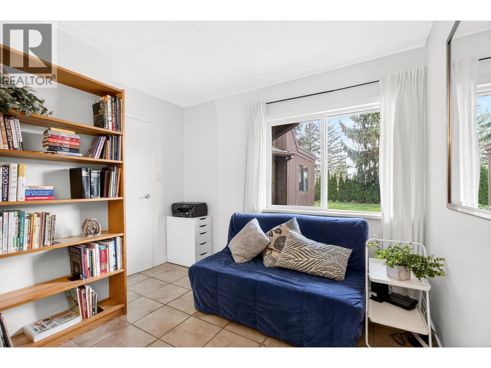 17515 FORD ROAD DETOUR, Pitt Meadows