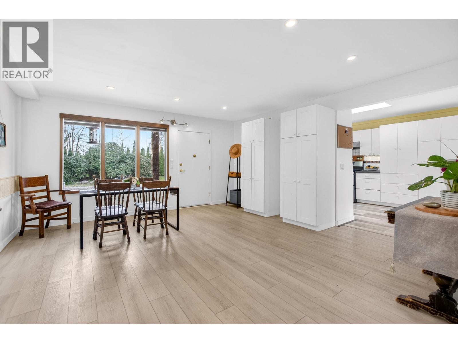 17515 FORD ROAD DETOUR, Pitt Meadows