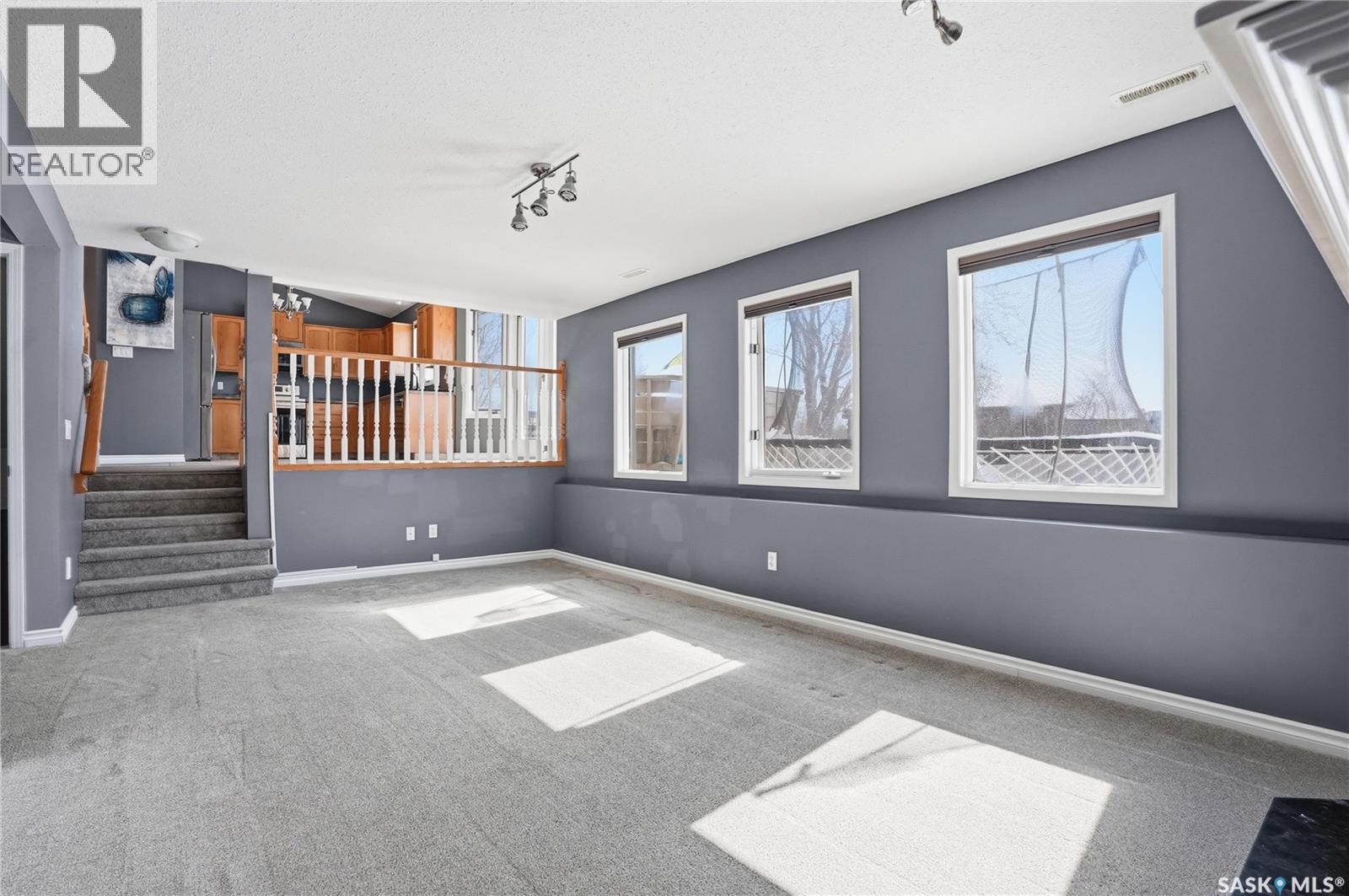 513 4TH STREET W - 20