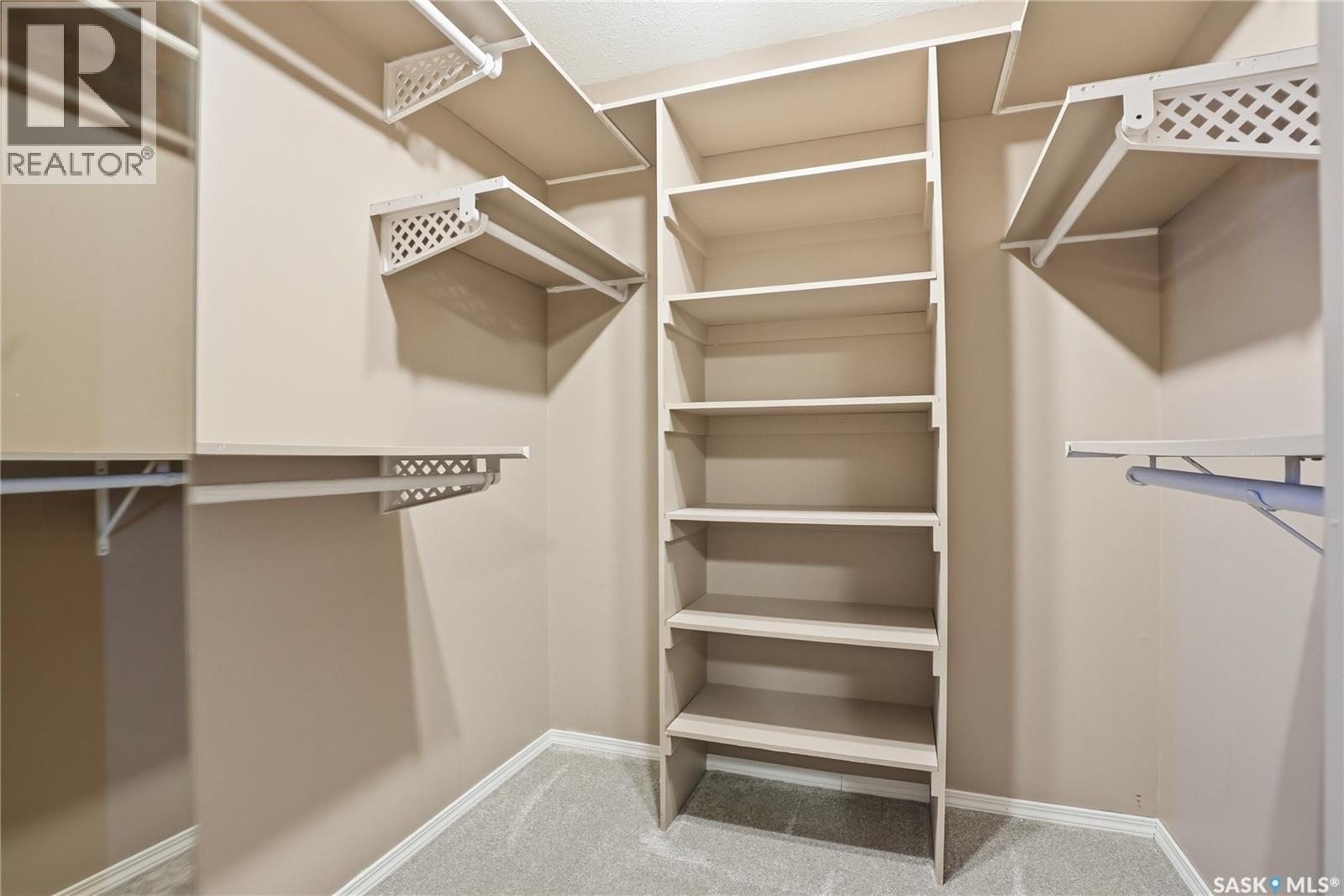 513 4TH STREET W - 25