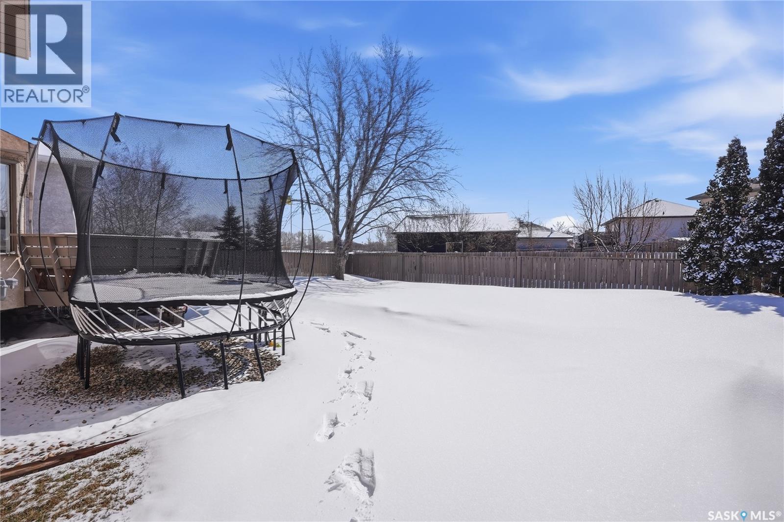 513 4TH STREET W - 49