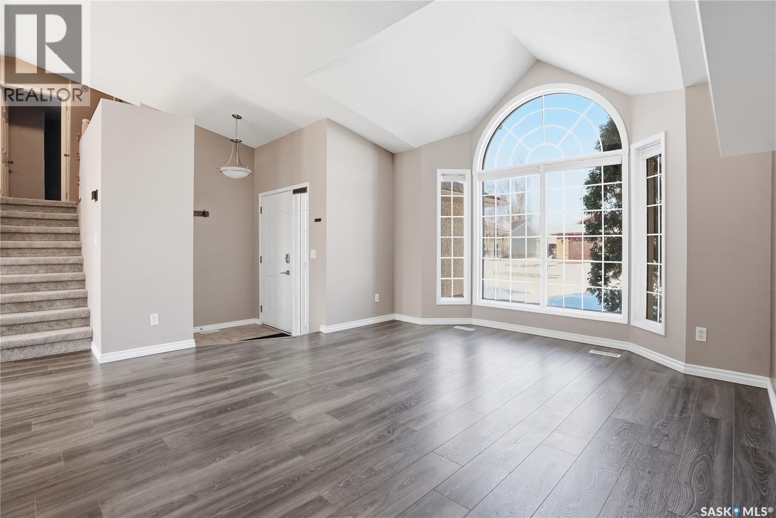 513 4TH STREET W - 6