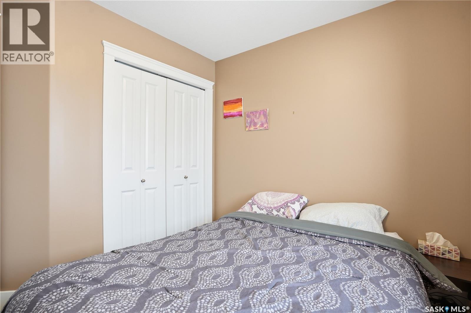 846 4TH STREET S - 28