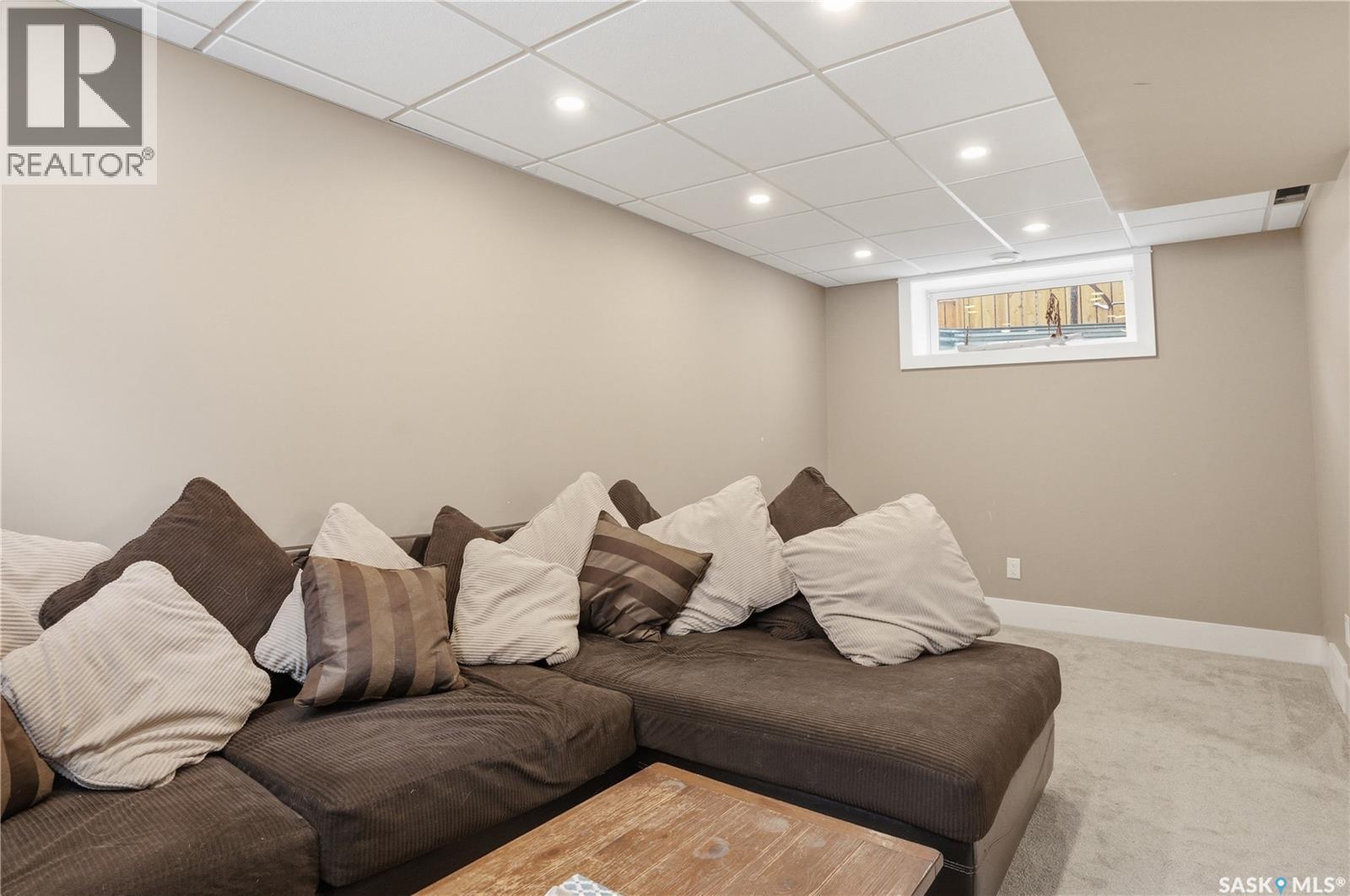 846 4TH STREET S - 31