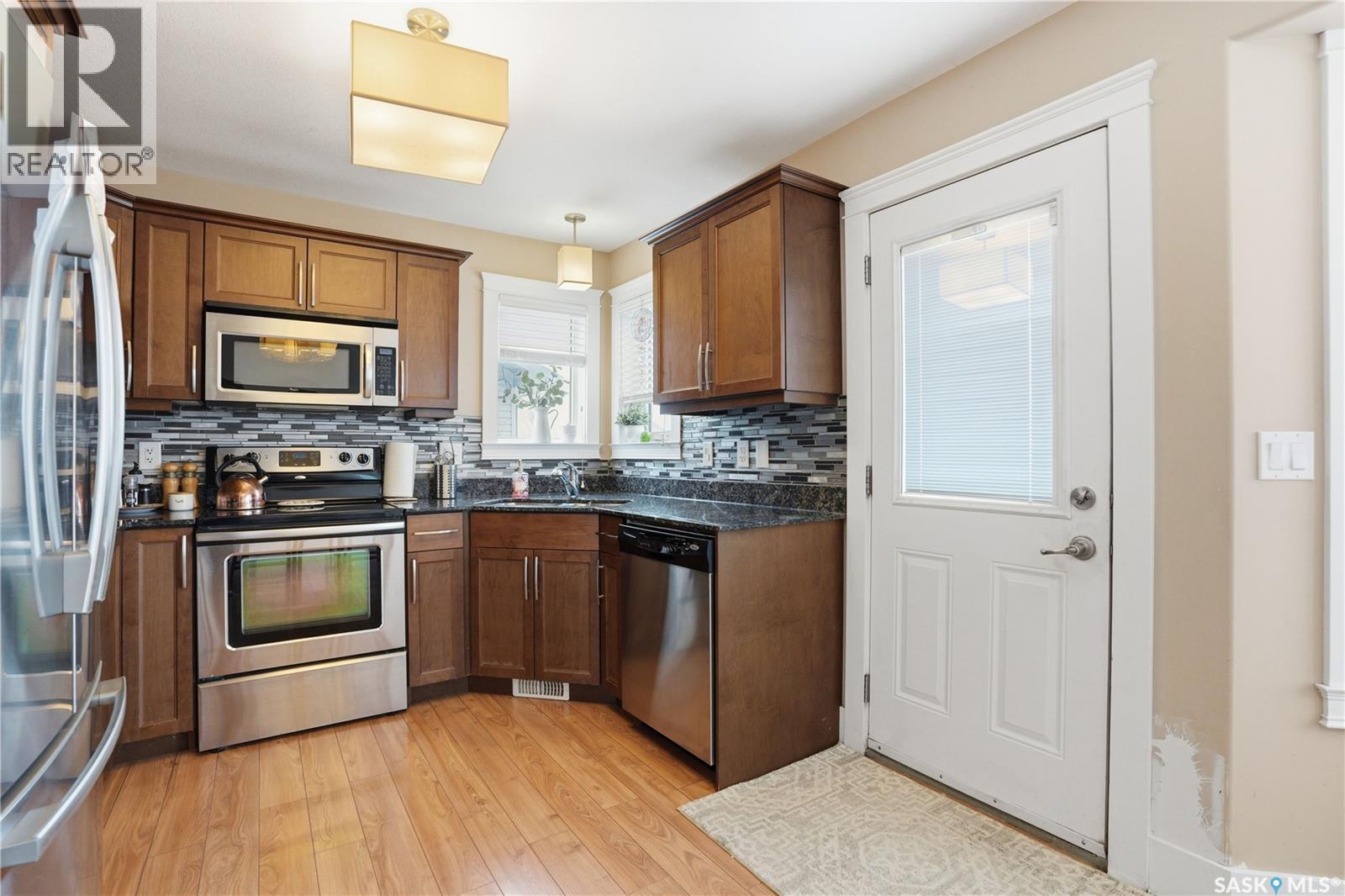 846 4TH STREET S - 9