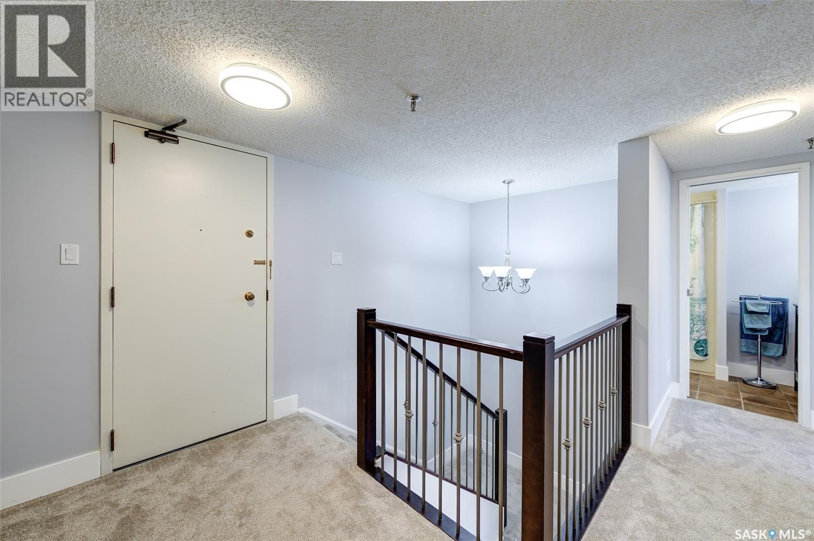 #1403 315 5th AVENUE - 20