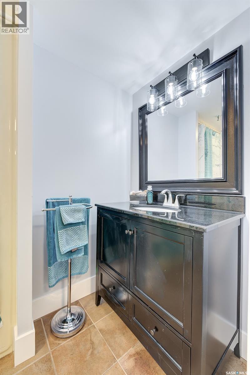 #1403 315 5th AVENUE - 36