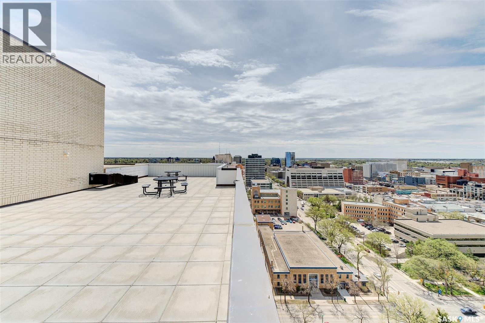 #1403 315 5TH AVENUE - 38