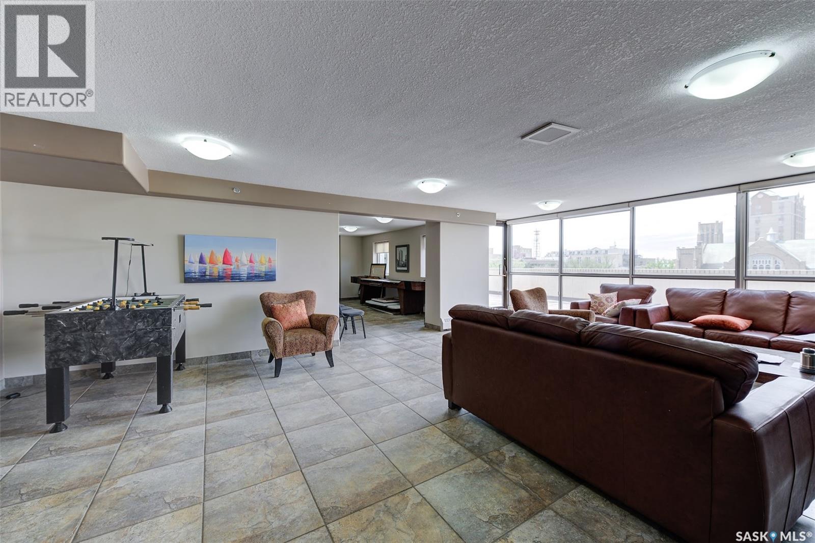 #1403 315 5th AVENUE - 43