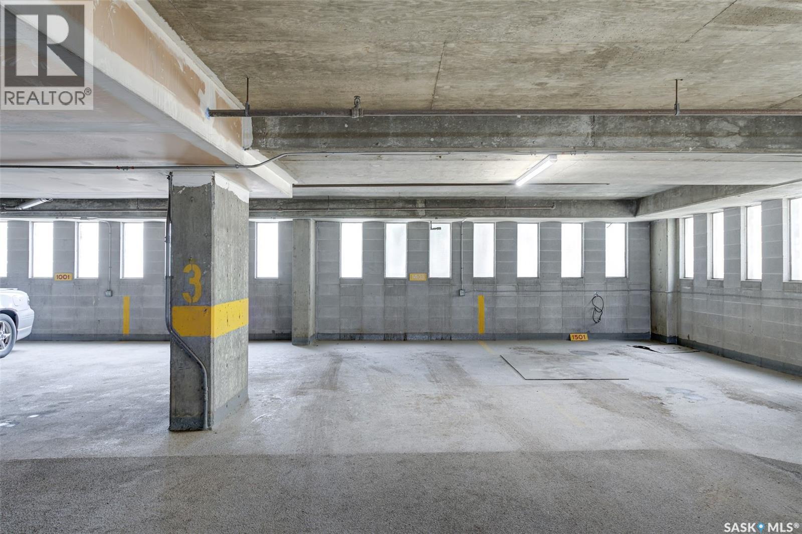 #1403 315 5TH AVENUE - 47