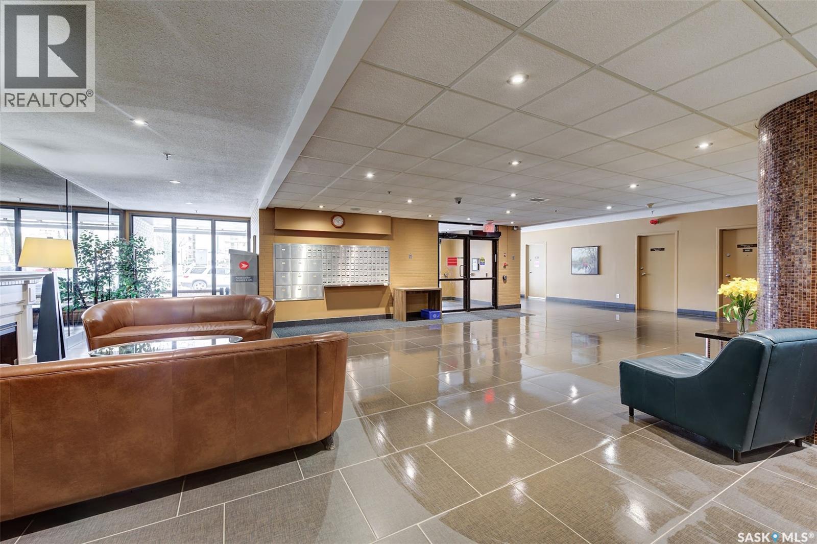 #1403 315 5th AVENUE - 48