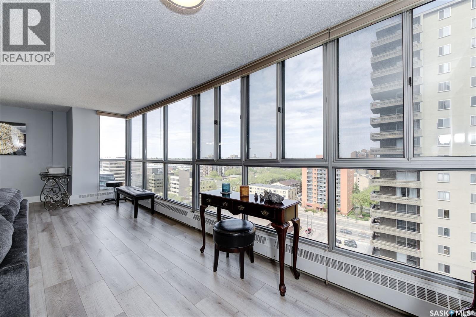 #1403 315 5th AVENUE - 8