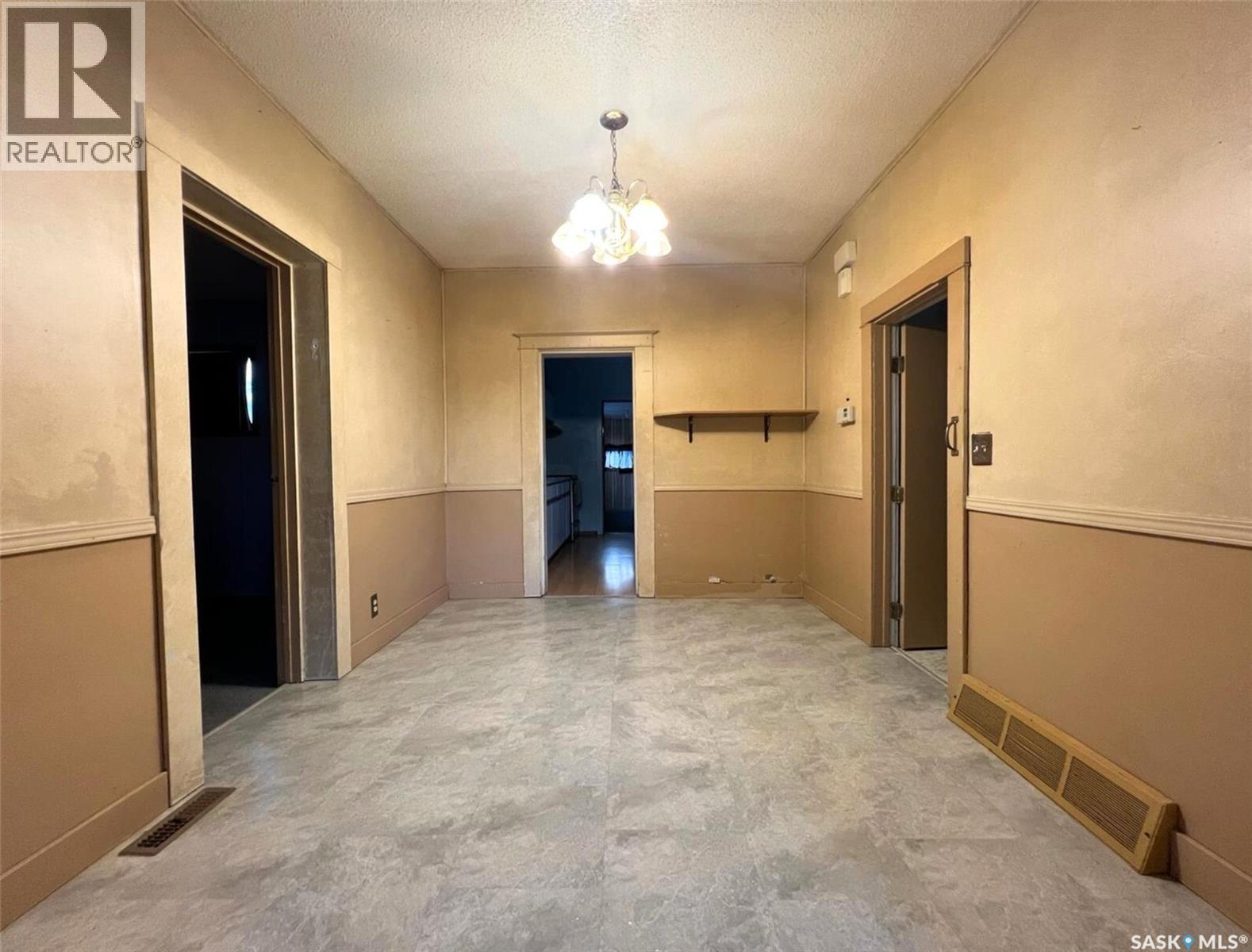 118 5TH AVENUE SE - 5