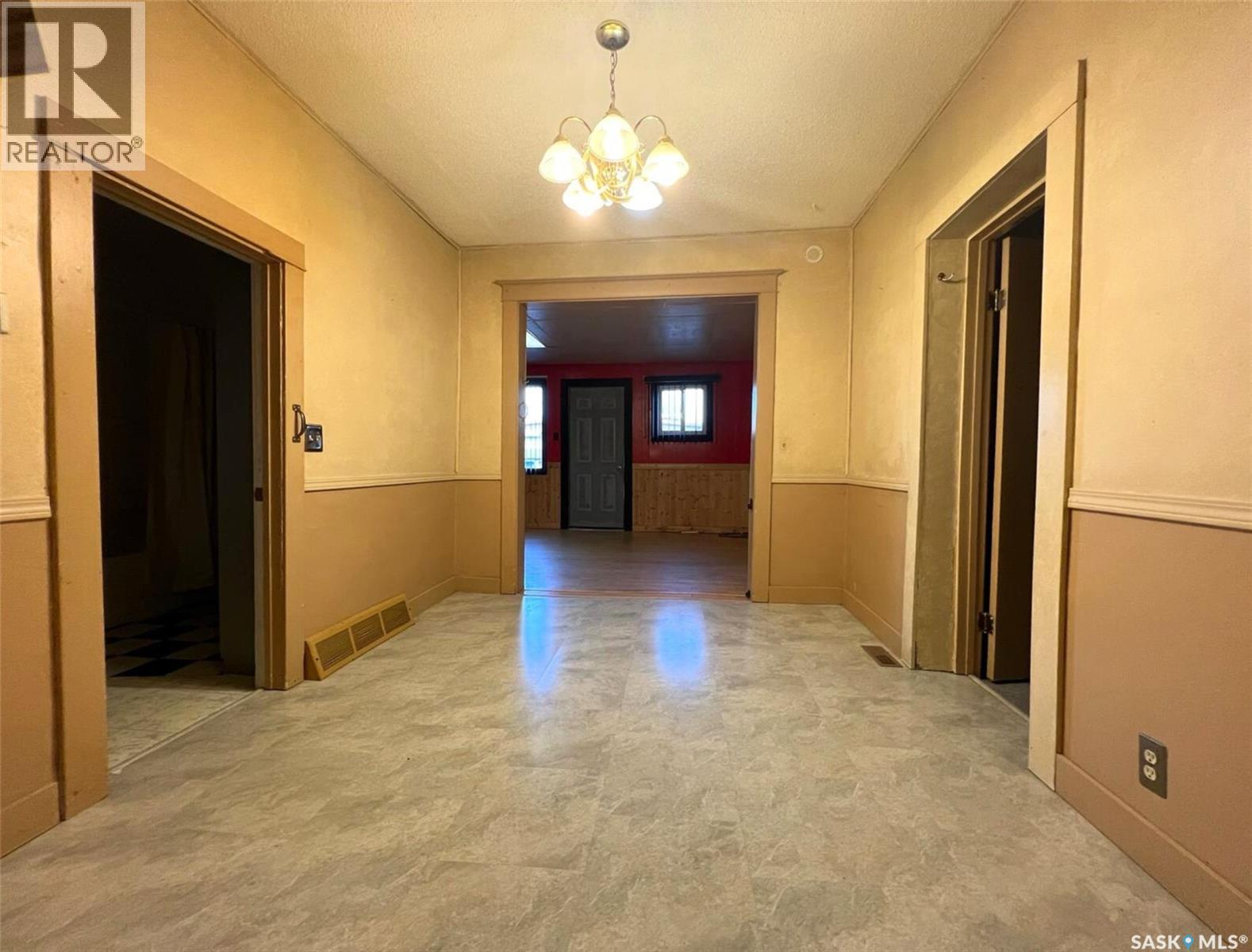 118 5TH AVENUE SE - 6