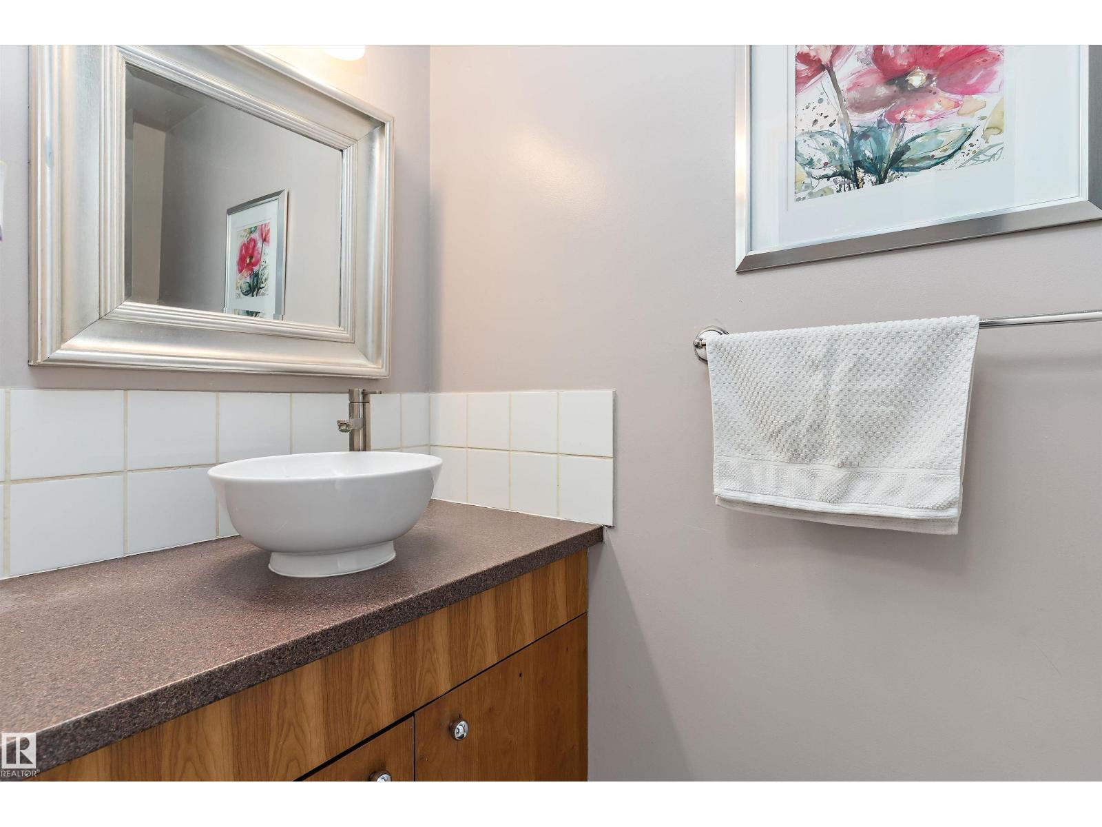 17132 103 ST NW, Edmonton