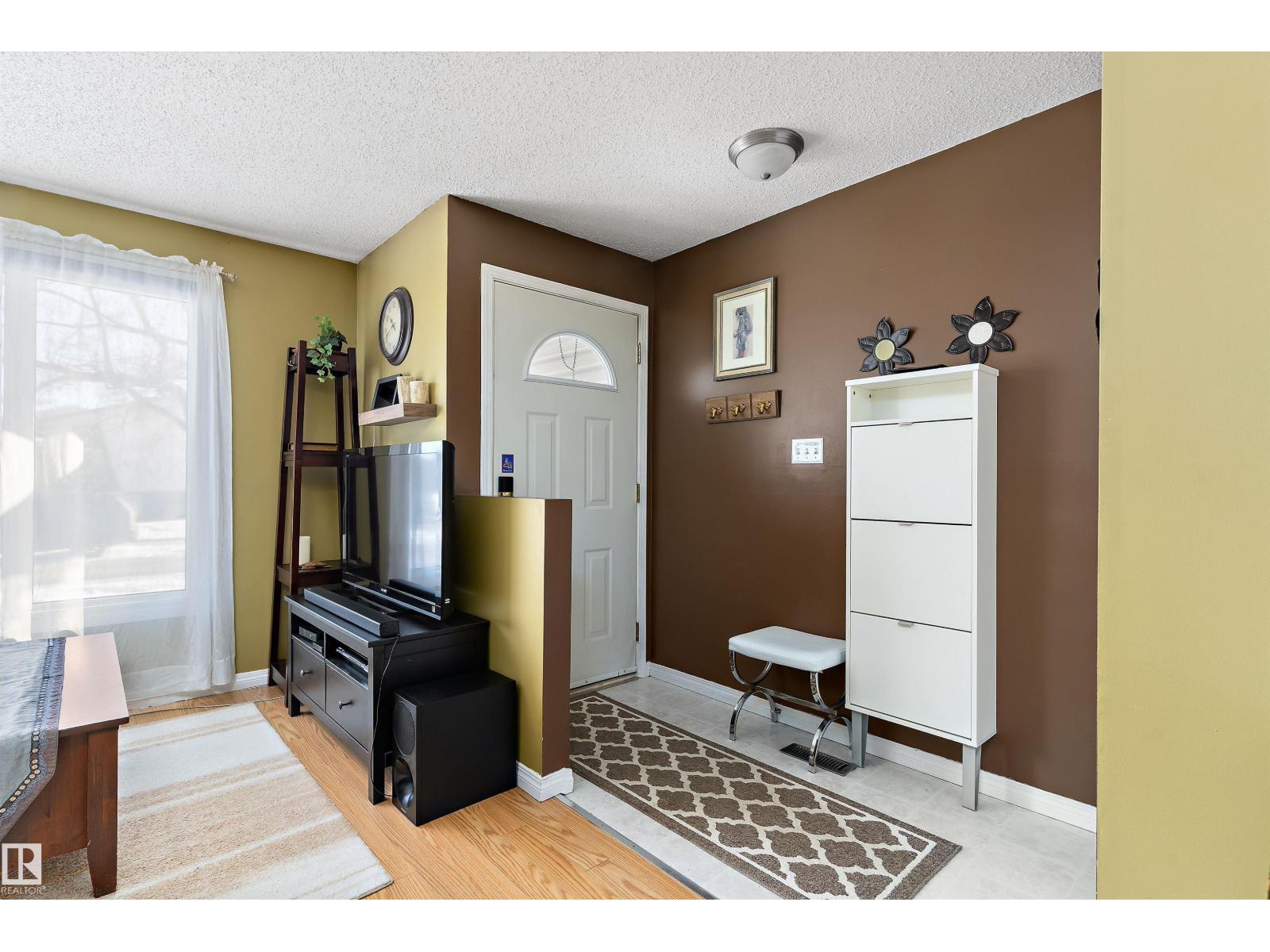 17132 103 ST NW, Edmonton