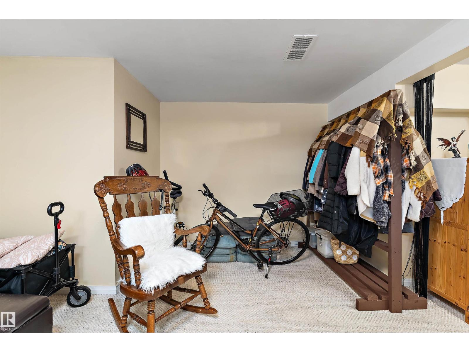 17132 103 ST NW, Edmonton